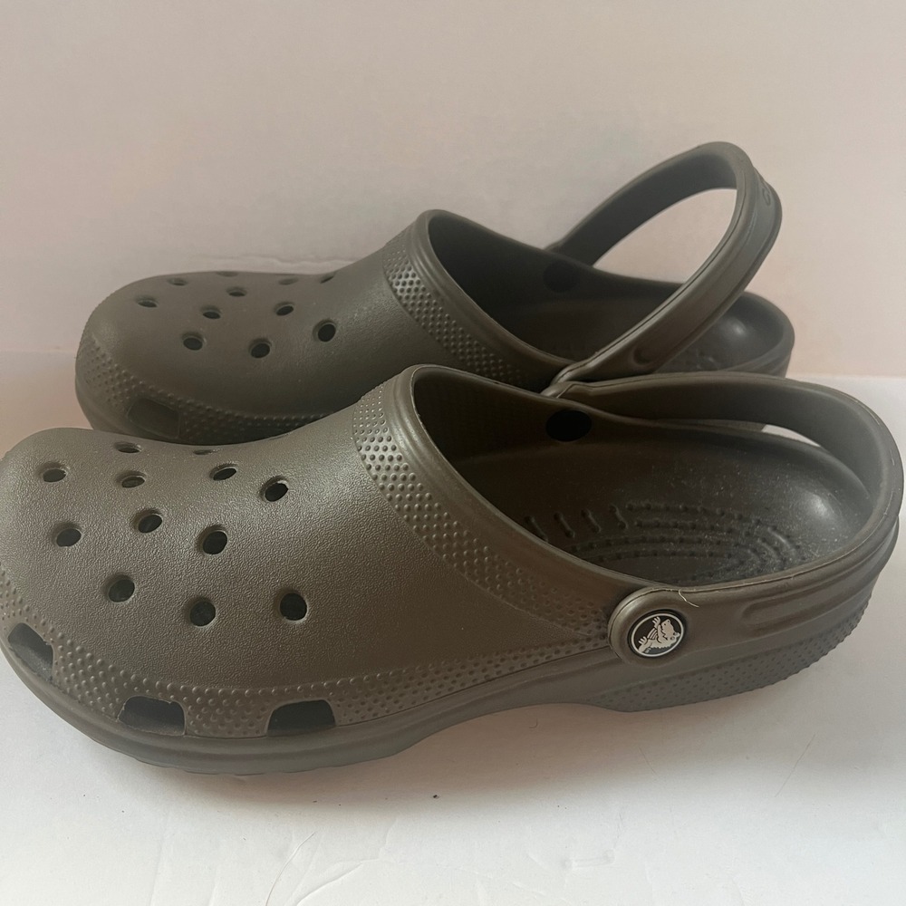 Crocs Classic Clogs Mens 10 Womens 12 Brown Comfort Shoes